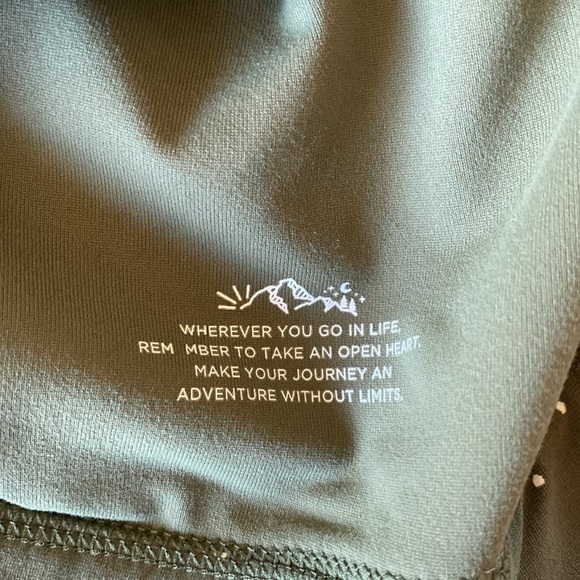 Torrid HAPPY CAMPER LOW-IMPACT WIRELESS LONGLINE ACTIVE SPORTS BRA Size 3 - Picture 14 of 16